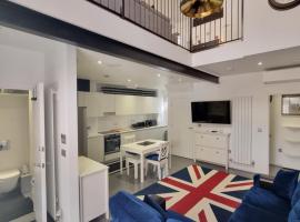Deluxe Townhouse Zone 1 Brick Lane, holiday home in London