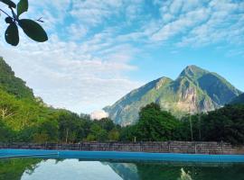 NongKhiaw CampingSite Swimming Pool – luksusowy kemping 