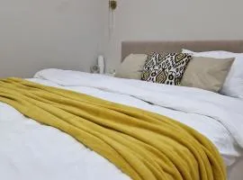 Однокомнатная квартира студия Мега Парк