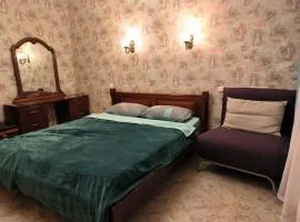 2-к квартира Малиновського 12. Набережна лівого берега.