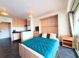 Studio CLIM Terrasse Privée - Proche de la Plage