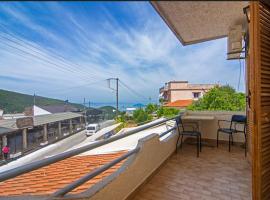 Thaleia view, hotel u gradu Perdika