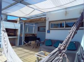 RELAX HOUSE PUNTA DEL DIABLO, hotel com banheiras de hidromassagem em Punta Del Diablo