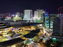 Mabolo garden flat a9 Rooftop Pool Shortwalk to Ayala Mall