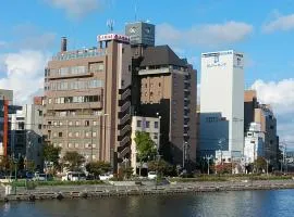 ホテルグローバルビュー釧路 天然温泉 天空の湯(旧 ホテルパコ釧路）、釧路市にある釧路空港 - KUHの周辺ホテル