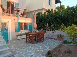 Thor Freyjas of Poseidonia Syros Holiday House โรงแรมในPosidhonía