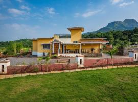 CosmicStays Rajgad Vista - Stay & play: adventure awaits, villa i Welhe