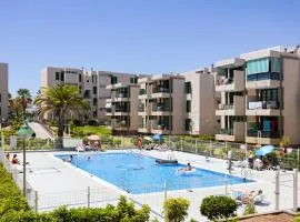 Three spacious apartments 150m from the Las Americas promenade