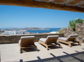 Luxury Mykonos Villa - Stunning Seaviews - 4 Bedrooms - Jacuzzi - Agia Sofia Villa، فندق في تورلوس