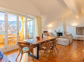 Apartment Punta Grumo 2 by Interhome, hotel en Lierna