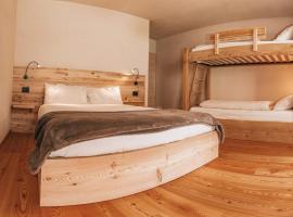 B&B Maso Ghirola, bed and breakfast en Pinzolo