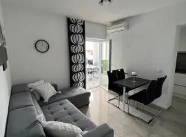 Apartment in Crikvenica with sea view, balcony, air conditioning, WiFi 3492-1