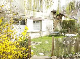 Appartement Le Moulin by La Boîte En Plus, apartment in Senlis