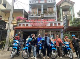 Hằng Thường Hostel and Motorbikes Rental, Privatzimmer in Ha Giang