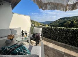 Wohnen im Schwarzwald mit Panoramablick, Hotel in Bad Herrenalb