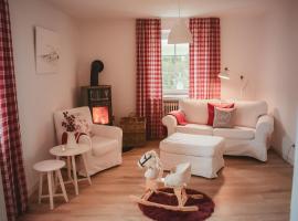 Ferienhaus Landliebe -Familienurlaub in der Eifel-, svečius su gyvūnais priimantis viešbutis mieste Dalemas