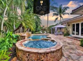 Five Star Oasis Heated Pool Spa Luxury Retreat