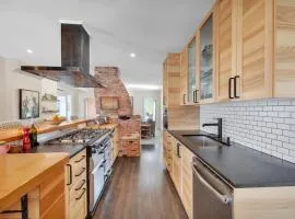 Sugar Maple Farm near Acadia - 5 Bedrooms, 5 Beds with FirePit and Large Deck