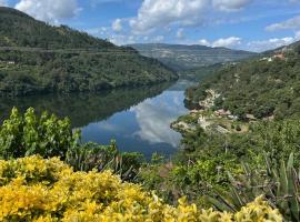 Quinta Vale do Cabo, εξοχική κατοικία σε Riba Douro