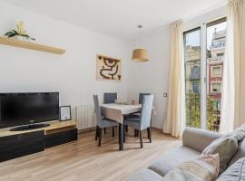 Fridays Flats Sagrada Familia Avenida Gaudi Views&cozy Lounge, מלון ליד בית החולים סנט פאו, ברצלונה