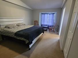 Sweet room, cheap hotel in Ottawa