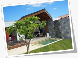 Tropical Lodges … Le Gosier, holiday home in Le Gosier