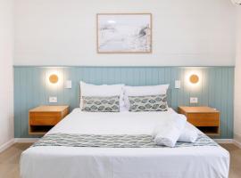 Palm View Holiday Apartments, serviced apartment in Bowen