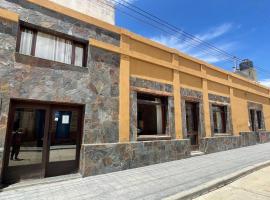 Refugio del Sol Hosteria, casa de hóspedes em La Quiaca