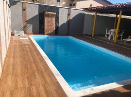 Casa para temporada com Piscina, hotel in Alcobaça