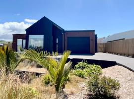 Sandy Palms -Home Away From Home, family hotel in Waihi Beach