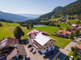 Bergzeit - Hotel & Appartements, hótel í Oberjoch