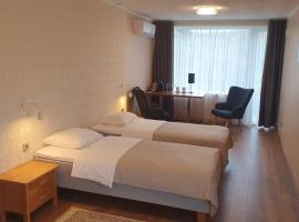 Kütioru puhkekeskus, hotell Koloreinos