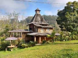 Casa Meu Céu, hotel with parking in Itá