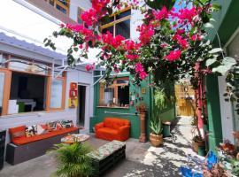 Nomads Hostel Multicultural & Coworking, albergue en Salvador