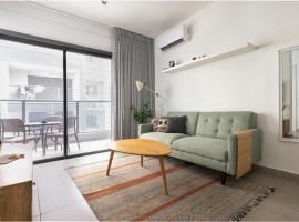 Family Apartment By IsrApart, hotel cerca de Hospital Tel Hashomer, Ramat Gan