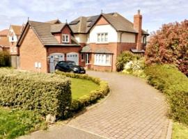 Spacious 4 Bed Home, Eastchurch, Isle Of Sheppey, holiday home in Eastchurch