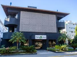 Viesnīca Mighil Hotel & Eventos rajonā Canasvieiras, Florianopolisā