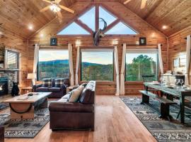 Epic Mountain Views, Hot Tub, Game Room, Sleeps 10, Hotel in Sevierville