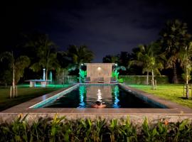Cha-am garden home, отель с бассейном 
