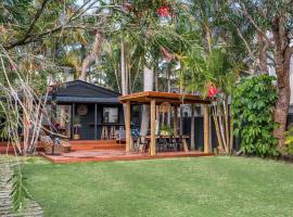 A Perfect Stay - 3 Salty Sisters, pet-friendly hotel in Byron Bay