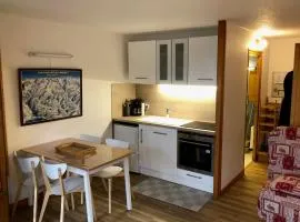 Studio pour 4 pers avec balcon et parking à Châtel - FR-1-676-47