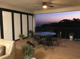 Apartment in Puerto Nuevo, hotel with parking in Cantamar