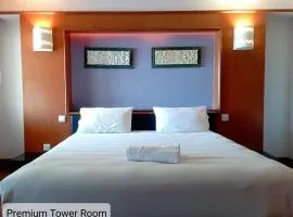 Alpine LXPD Premium Tower Room