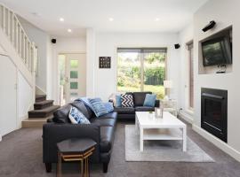 Boutique Stays - Mentone Abode, hotel near Moorabbin Airport - MBW, 