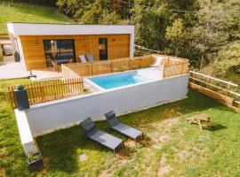 -LA BOOA- Maison écologique 65m2 -Piscine privée- Ardèche GESTLOC, hotel with parking in Ozon