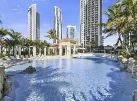 Chevron residential, akomodasi dengan onsen di Gold Coast