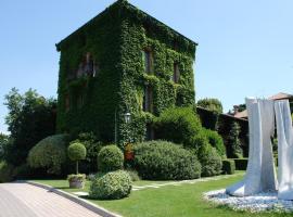 L'Albereta Relais & Chateaux, place to stay in Erbusco