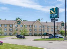 Quality Inn Airport Dieppe, hotel in Moncton