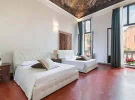 Venice Luxury Palace 3 by Wonderful Italy