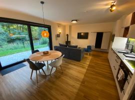 Luxuriöses rollstuhlgerechtes Ferienapartment A1 mit umzäunten Garten, 65qm, hotel v destinaci Amtsberg